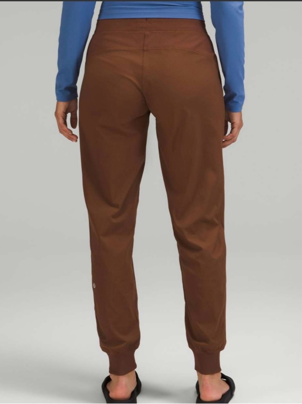 Lululemon Dance Studio Jogger Roasted Brown Size 4 - Picture 2 of 5
